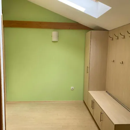 Διαμέρισμα Retreat With Private Koi Garden