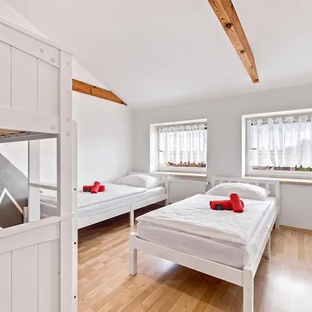 Retreat With Sauna And Koi Pond *